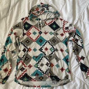 Hooded shirt Long sleeve large Aztec pattern